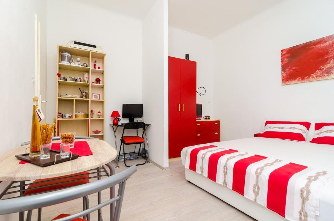 Apartment Caceris ドゥブロブニク エクステリア 写真
