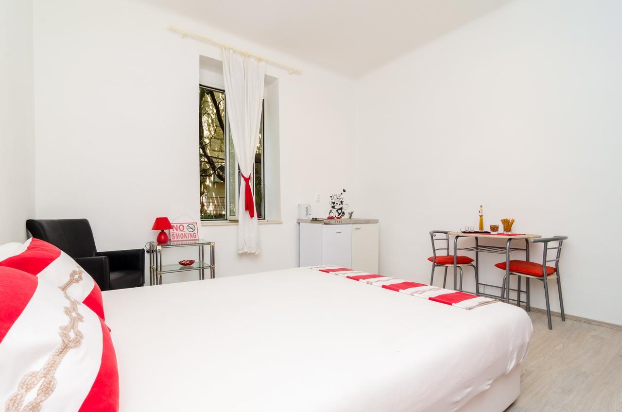 Apartment Caceris ドゥブロブニク エクステリア 写真